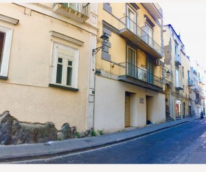 Torre del Greco, via Diego Colamarino 